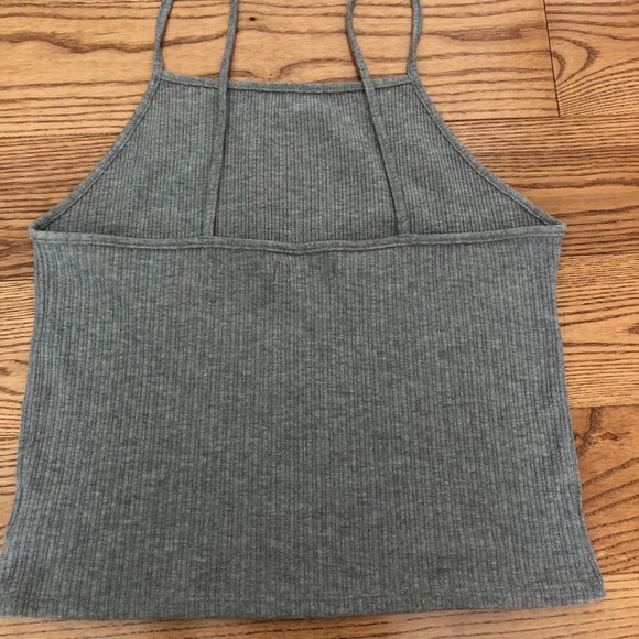 AE cropped tank - Picture 2 of 4